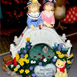 Vintage Friends Music Box